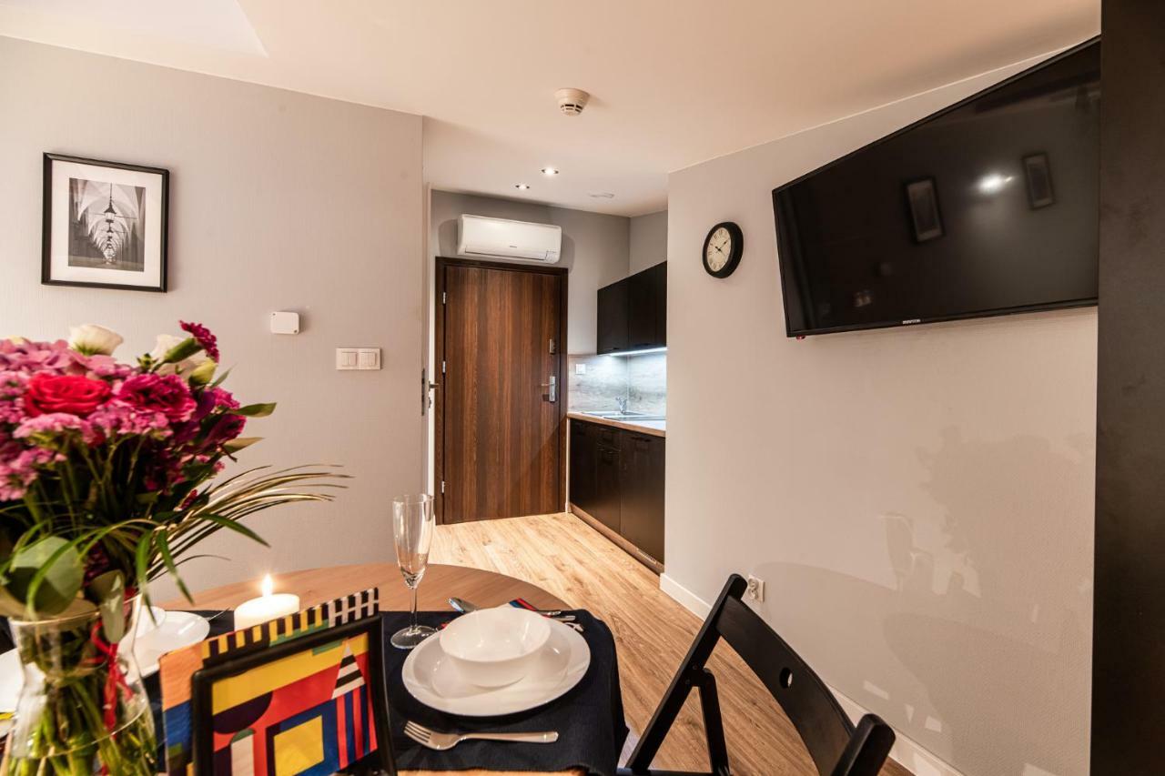 Lubomirskiego 23 Residence - Great Location, 10 Min To Main Square By Foot, Right Next To Main Rail And Bus Station Krakow Dış mekan fotoğraf